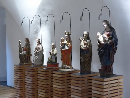 Blick in die Schatzkammer Gurk / Rosmarie Schiestl