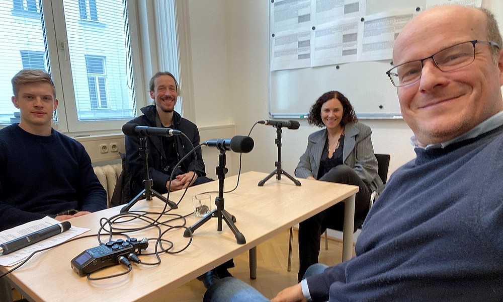 Podcast-Runde zur Frage: Woher kommt der Hass (auf die KlimaaktivistInnen)?