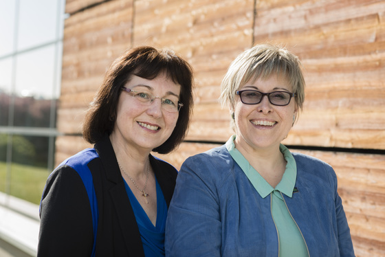 kfbö-Vorsitzende Veronika Pernsteiner (l., Diözese Linz) und die stellvertretende Vorsitzende Andrea Ederer (Diözese Graz-Seckau) / kfbö / Kneidinger kfbö-Vorsitzende Veronika Pernsteiner (l., Diözese Linz) und die stellvertretende Vorsitzende Andrea Ederer (Diözese Graz-Seckau)