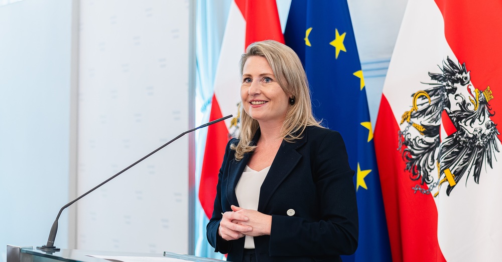 Bundesministerin Susanne Raab / Florian Schroetter Raab: Eine Million Euro für Projekte zu Stärkung der Religionsfreiheit