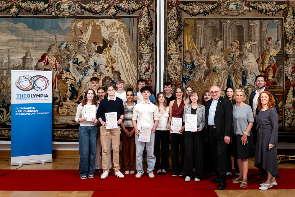 'Theolympia' / Erzdiözese Wien/Schönlaub Sieger der Religionsolympiade 2025 geehrt