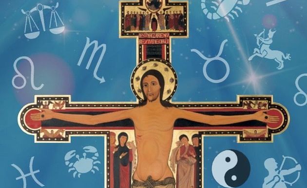 Kreuz vor esoterischen Symbolen / Stift Heiligenkreuz