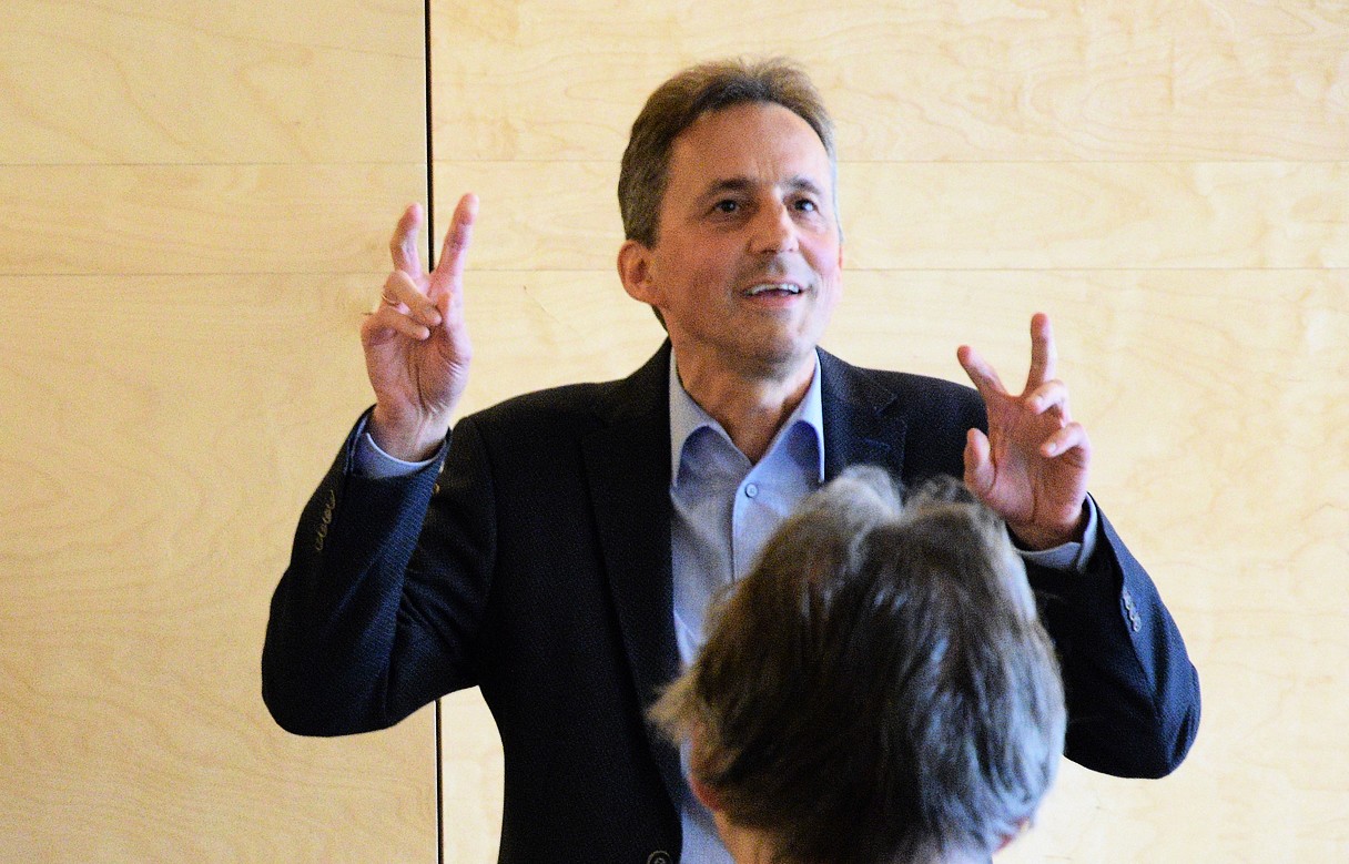 Prof. Reinhold Esterbauer