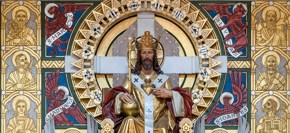 Christus König / Erzdiözese Wien / Stephan Schönlaub Christus selbst bezeichnet sich in den Evangelien mehrmals als König (Mt 25,31-40, Joh 18, 36-37). Eingeführt wurde das Christkönigsfest 1925 als Antwort auf die antikirchlichen Bewegungen der Zeit. Besondere Bedeutung erlangte es zur zeit des Nation